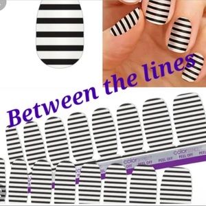 5/$35 💅 Color Street Between the Lines